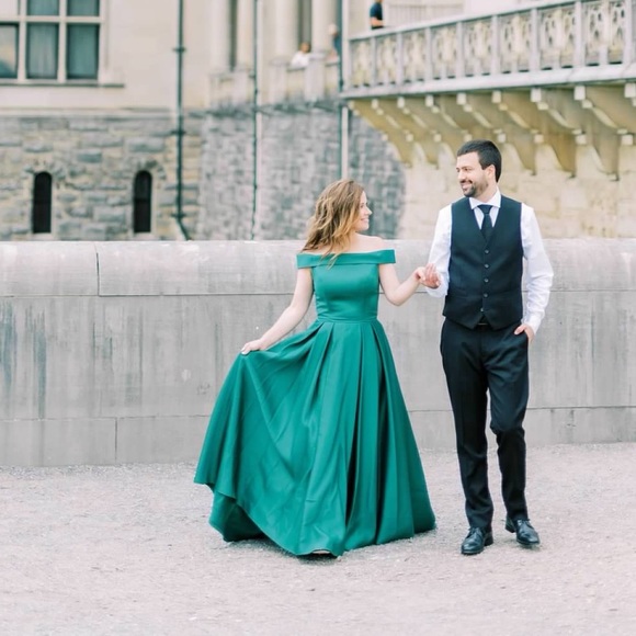 Deep green Ieena by Mac Duggal formal dress - Picture 5 of 8